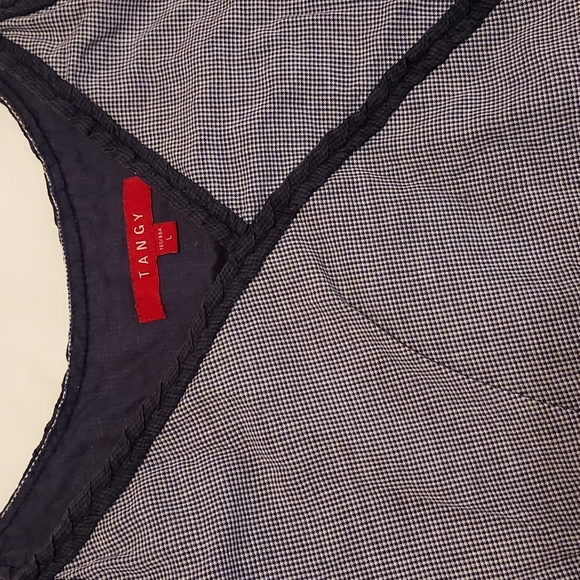 Dress - Picture 3 of 6